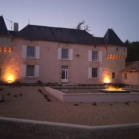 Castel De La Talba 度假居 Archigny